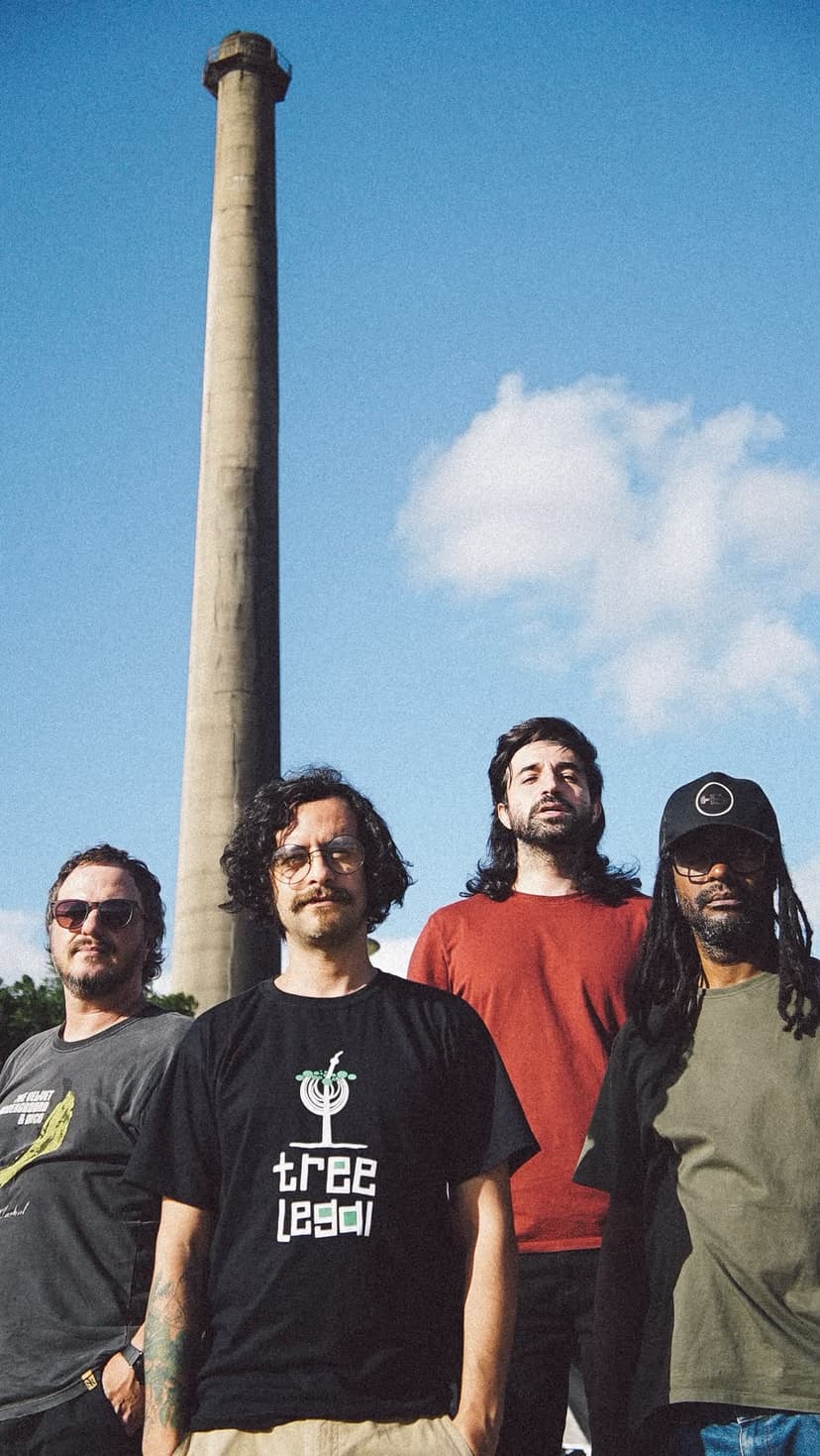Martin e Os Martírios e Tonho Crocco se encontram no clipe de “Palhetas”